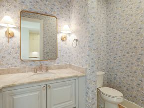 1046 Gardenia Drive, Houston TX 77018