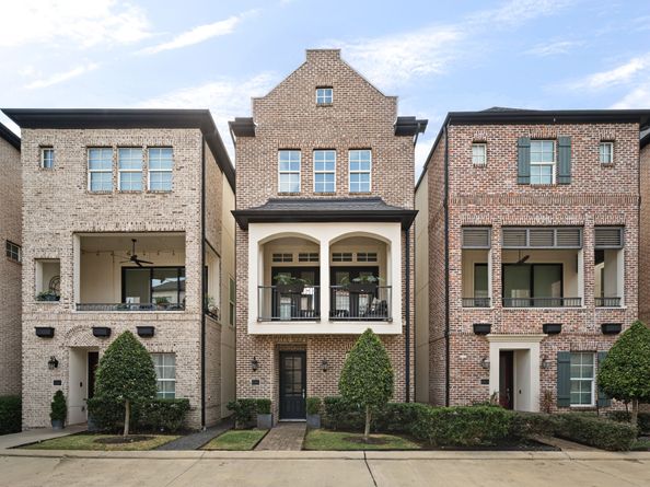 6007 Matthew Oaks Place, Houston TX 77007