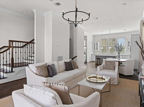 6007 Matthew Oaks Place, Houston TX 77007