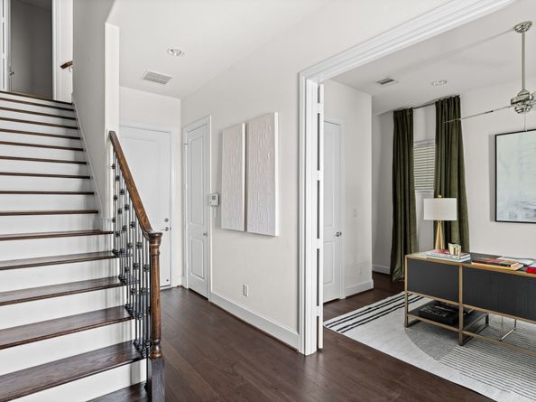 6007 Matthew Oaks Place, Houston TX 77007