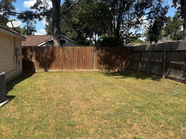 1922 Pepperwood Lane, Houston TX 77084