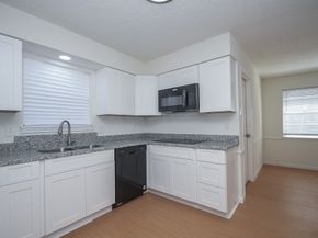 6103 Portal Drive, Houston TX 77096