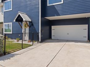 713 James Street, Houston TX 77009