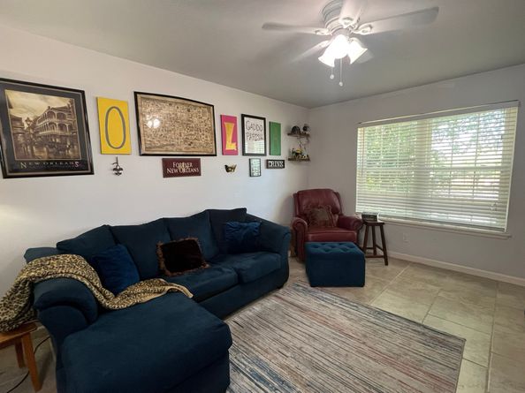 7221 Beechnut Street D, Houston TX 77074
