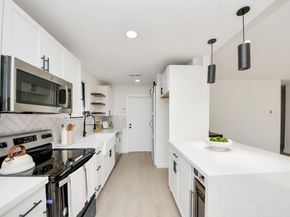 6027 Dellfern Drive, Houston TX 77035