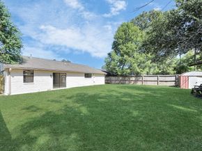 6027 Dellfern Drive, Houston TX 77035