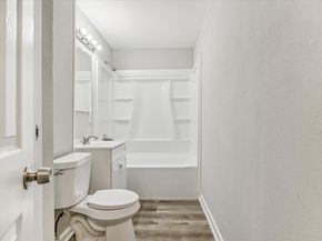 5130 Ripplebrook Drive, Houston TX 77045