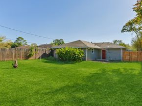 5130 Ripplebrook Drive, Houston TX 77045