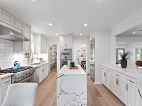 736 Voss Road, Houston TX 77024