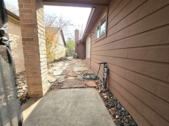 16011 Hidden Acres Drive, Houston TX 77084