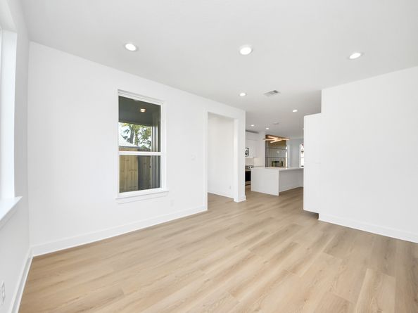 5722 Horton Street, Houston TX 77026