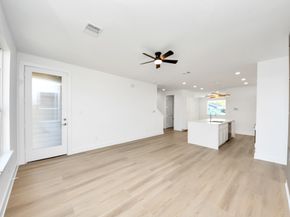 5722 Horton Street, Houston TX 77026