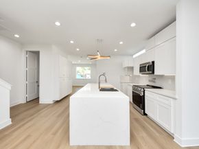 5722 Horton Street, Houston TX 77026