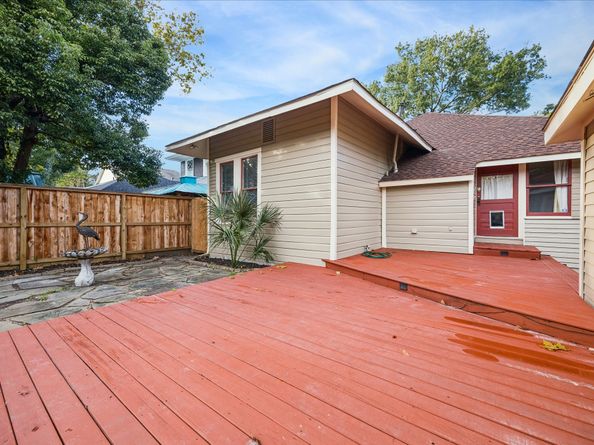 416 Highland Street, Houston TX 77009