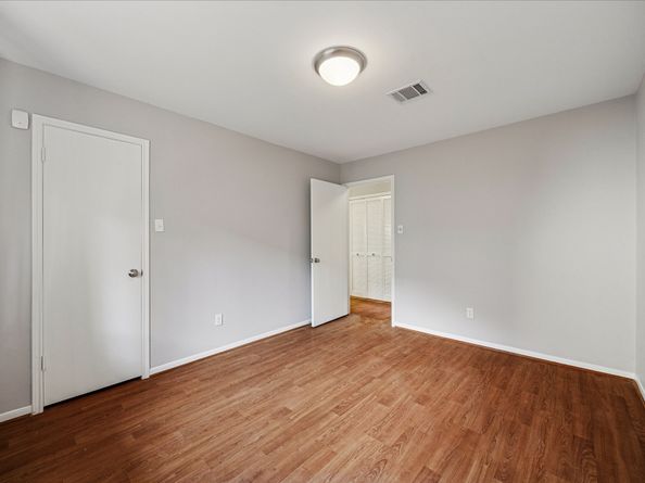 11414 OVERBROOK Lane, Houston TX 77077