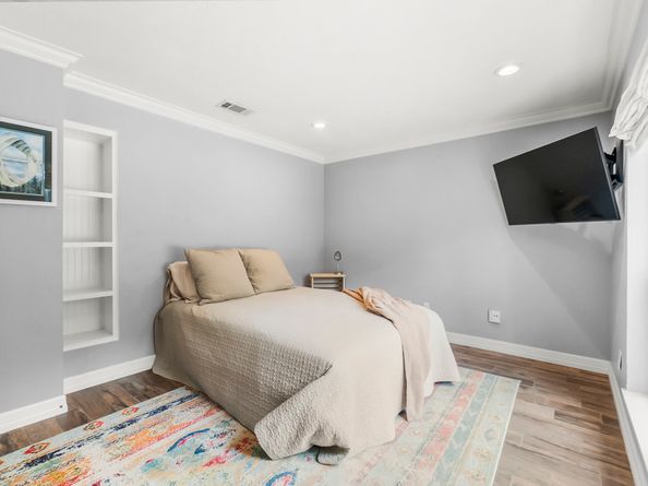 153 N Rainbow Ridge Circle, The Woodlands TX 77381