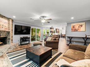 153 N Rainbow Ridge Circle, The Woodlands TX 77381