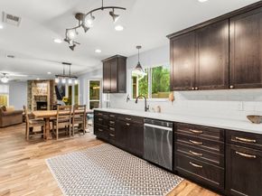 153 N Rainbow Ridge Circle, The Woodlands TX 77381