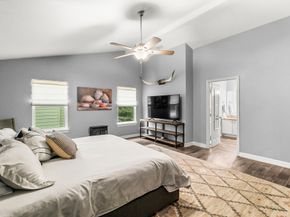 153 N Rainbow Ridge Circle, The Woodlands TX 77381