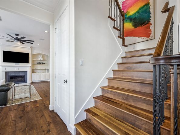 518 S Park Grove, Houston TX 77007