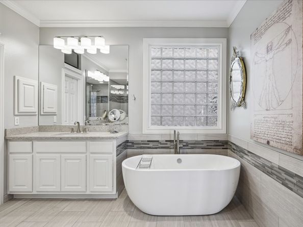 518 S Park Grove, Houston TX 77007