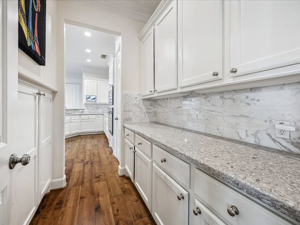 518 S Park Grove, Houston TX 77007