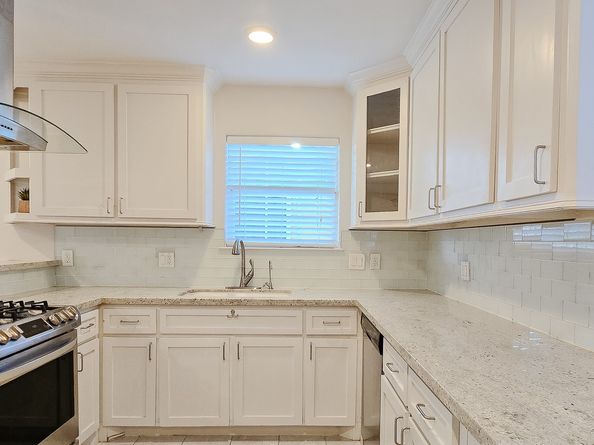 1639 Walton Street, Houston TX 77009