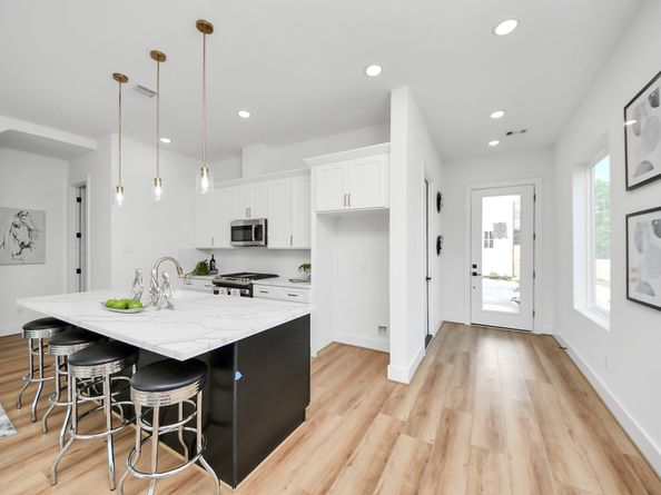 2436 Harrington Street, Houston TX 77026