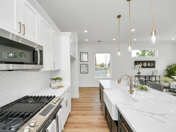 2436 Harrington Street, Houston TX 77026