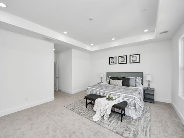 2436 Harrington Street, Houston TX 77026