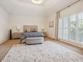 435 Prestwick Court, Houston TX 77057