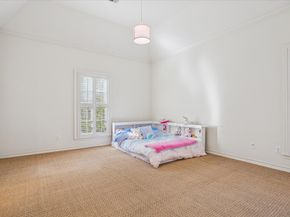 435 Prestwick Court, Houston TX 77057