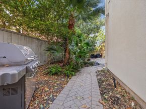 435 Prestwick Court, Houston TX 77057