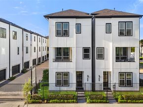 2708 Grand Fountains Drive C, Houston TX 77054