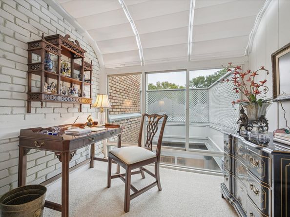 9452 Briar Forest Drive, Houston TX 77063