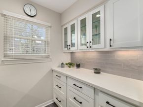 1201 Bering Drive 36, Houston TX 77057