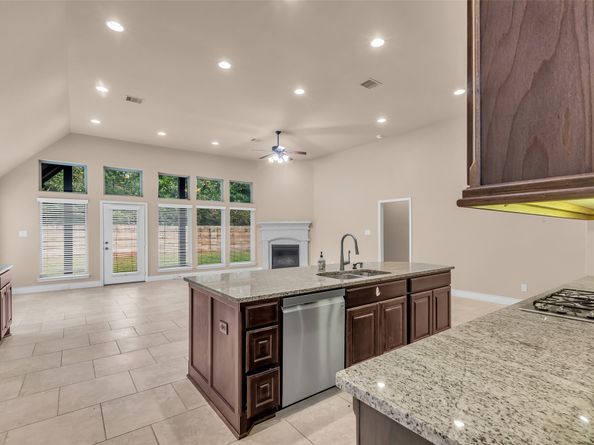 27946 Emory Cove Drive, Spring TX 77386