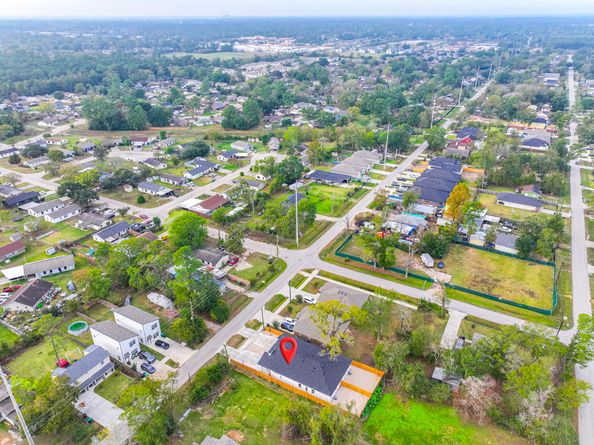 9409 Caddo Road, Houston TX 77078