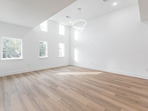 9409 Caddo Road, Houston TX 77078