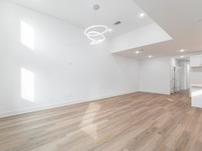 9409 Caddo Road, Houston TX 77078