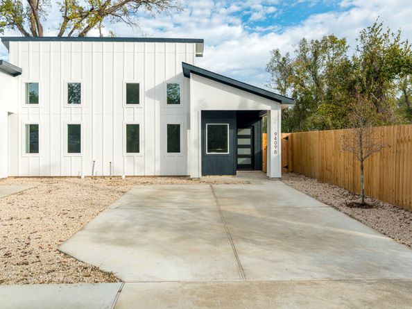 9409 Caddo Road, Houston TX 77078