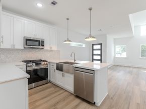 9409 Caddo Road, Houston TX 77078