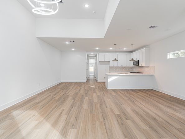 9409 Caddo Road, Houston TX 77078