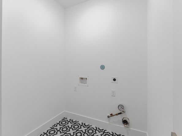 9409 Caddo Road, Houston TX 77078