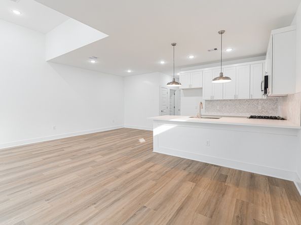 9409 Caddo Road, Houston TX 77078