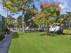 10147 Beekman Place Drive, Houston TX 77043