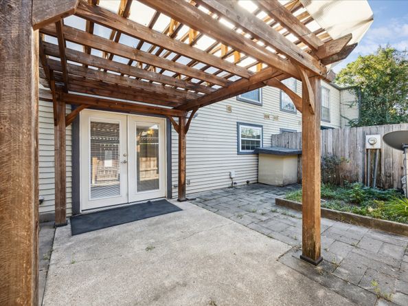 10147 Beekman Place Drive, Houston TX 77043