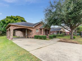 8123 Tareyton Lane, Houston TX 77075