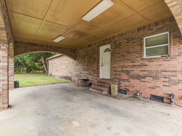 8123 Tareyton Lane, Houston TX 77075