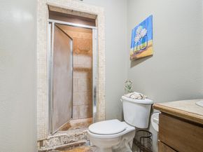 8123 Tareyton Lane, Houston TX 77075